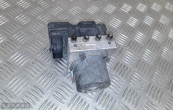 Toyota Auris E180 ABS Pump 2265106455