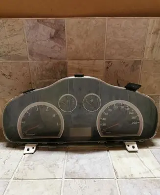 Hyundai Santa Fe Speedometer (instrument cluster) 77962030 77130790