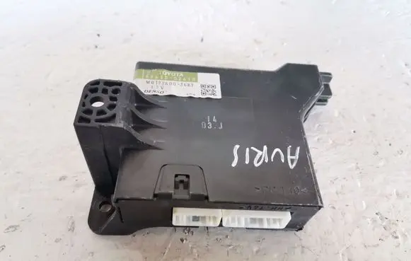 Toyota Auris 150 Air conditioning/heating control unit 8865002410
