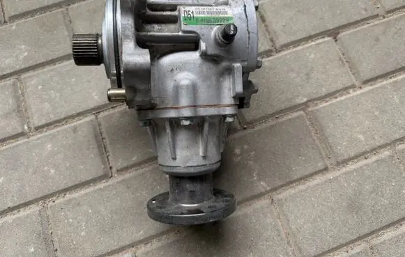 Hyundai Tucson TL Gearbox transfer box case D51H1909