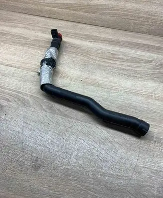 Mercedes-Benz E W212 Breather/breather pipe/hose 6510160030