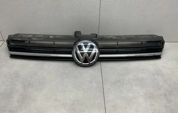 Volkswagen Golf VII Front bumper upper radiator grill 5G0853653Q 5G0853651CB