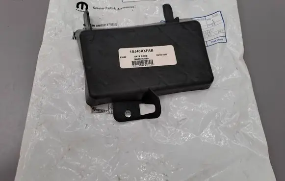 Jeep Grand Cherokee Front tow hook cap/cover 1SJ40RXFAB
