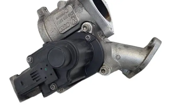 Volkswagen Caddy EGR valve 03G129637A 03G131501N