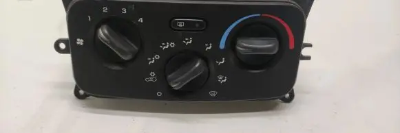 Jeep Cherokee III KJ Climate control unit P55037533AD