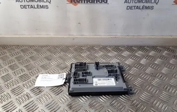 Mercedes-Benz C AMG W205 Comfort/convenience module 5DK01077777 A2059007037