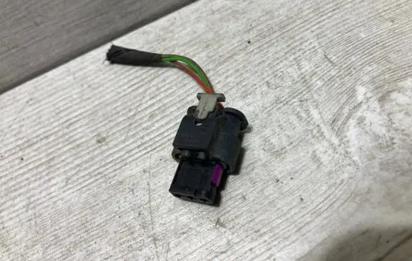 Seat Ateca Parking sensor (PDC) wiring loom 4F0973703