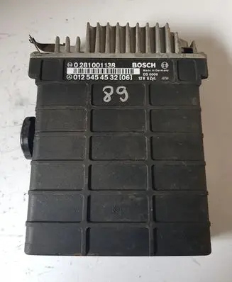 Mercedes-Benz E W124 Engine control unit/module 0125454532 0281001138