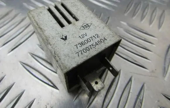 Renault Espace II Other relay 7700754504
