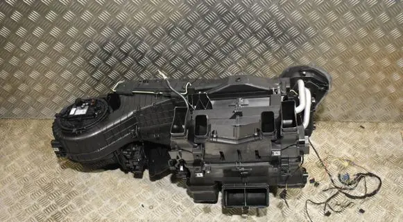 Mercedes-Benz GLC C253 Heater blower radiator