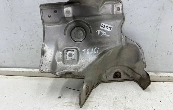 Nissan Rogue Exhaust heat shield 298534367r