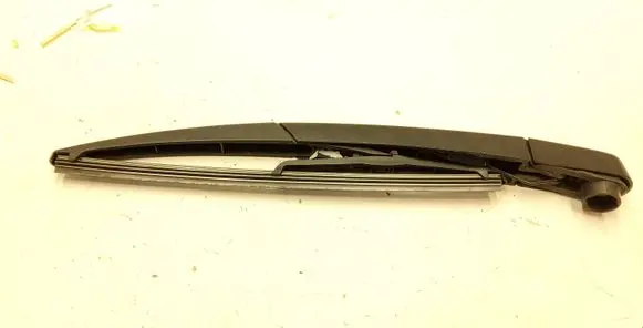 Peugeot 2008 I Rear wiper blade arm 9683833680