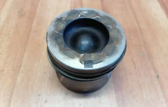 Opel Astra K Piston 55513460 LXD F15DVH