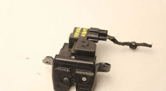 KIA Pro Cee'd III Tailgate/trunk/boot lock/catch/latch