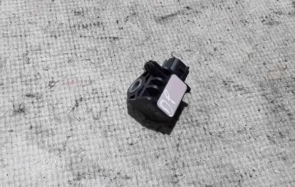 Hyundai Ioniq Airbag deployment crash/impact sensor 95920F2000