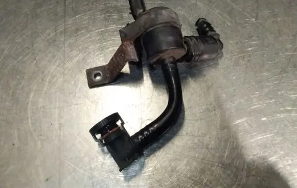 Peugeot 207 Turbo solenoid valve V75419618003