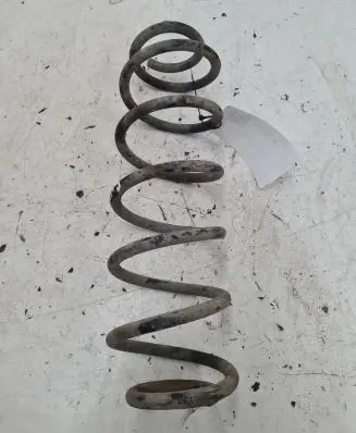 Volkswagen Golf IV Rear coil spring