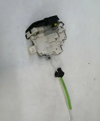 Audi A3 S3 8P Rear door lock 4F0839016
