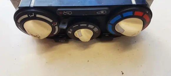 Nissan Micra Climate control unit 27520AX721 27520-AX721