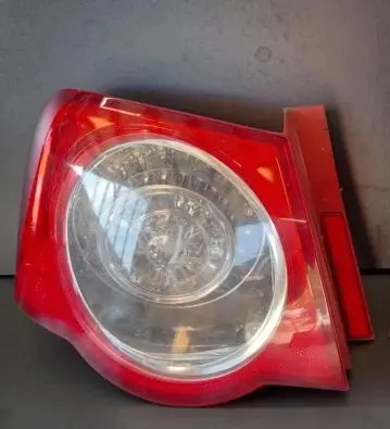 Volkswagen PASSAT B6 Rear/tail lights