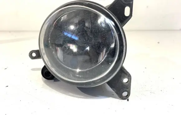 Mitsubishi Lancer VIII Front fog light