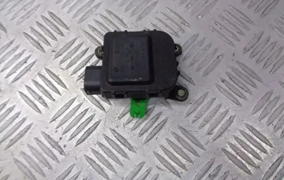 Seat Leon (1M) A/C air flow flap actuator/motor 1J1907511D