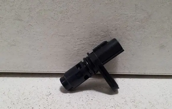 Toyota Yaris Cross Camshaft position sensor 3550