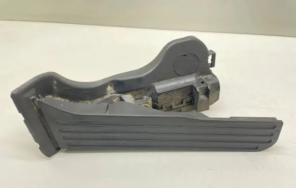 Audi A3 S3 A3 Sportback 8P Accelerator throttle pedal 1K1721503P