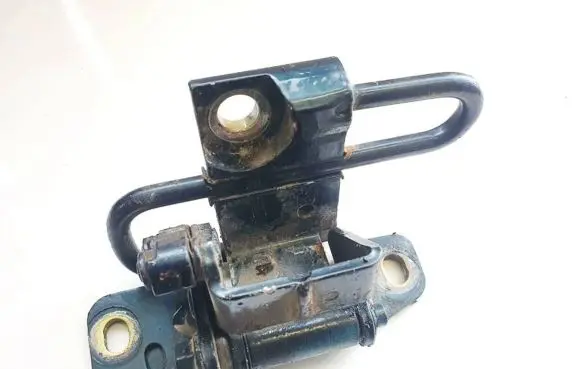 Volkswagen Phaeton Rear door lower hinge