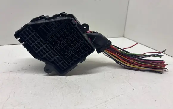 Audi A4 S4 B7 8E 8H Fuse box set 8D1941824