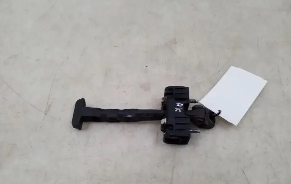 Opel Zafira B Front door check strap stopper