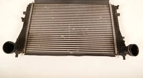 Volkswagen PASSAT B6 Intercooler radiator 3C0145805P