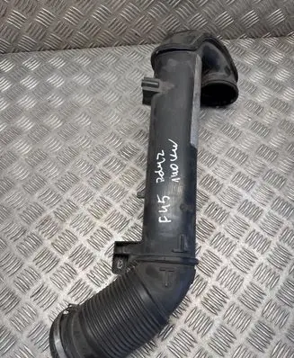 BMW 2 F45 Air intake hose/pipe 8511377 1371 3557610