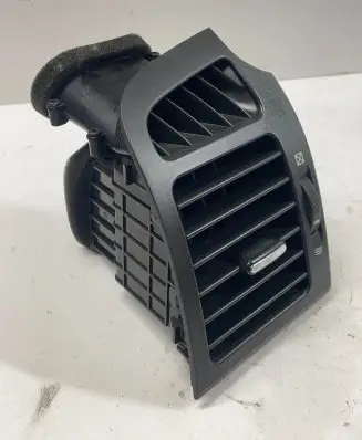 Chevrolet Captiva Dashboard side air vent grill/cover trim