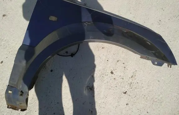 KIA Sorento Fender MELYNAS