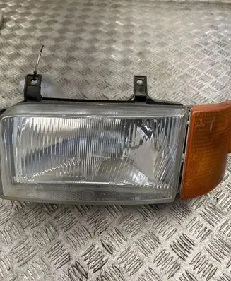 Volkswagen Transporter - Caravelle T4 Headlight/headlamp 701953049 9GH11735701