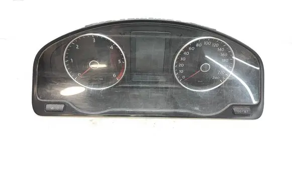 Volkswagen Transporter - Caravelle T5 Speedometer (instrument cluster) 7E0920860G
