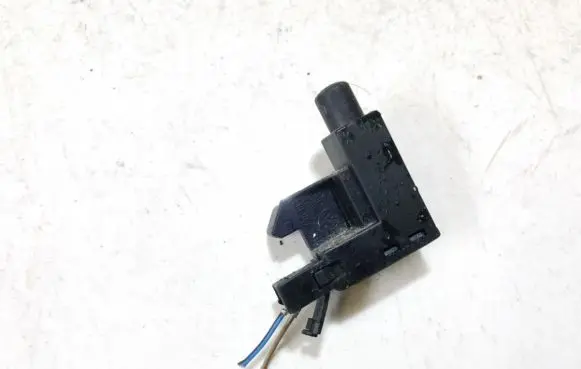 Audi A3 S3 8L Sensor 1j0947561