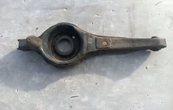 Volvo C30 Rear upper control arm/wishbone