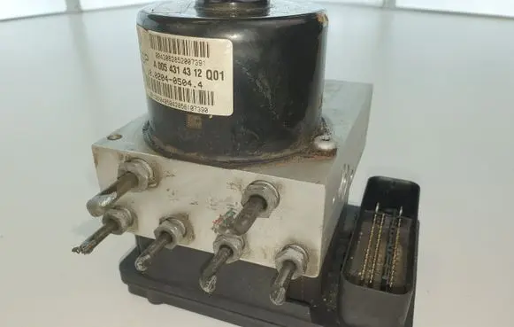Mercedes-Benz CLK A209 C209 ABS Pump A0054314312 A0345457932
