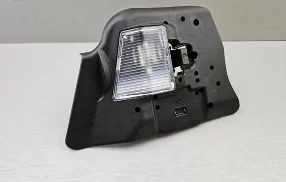 BMW 3 E46 Tail light bulb cover holder 8383827 63218383827