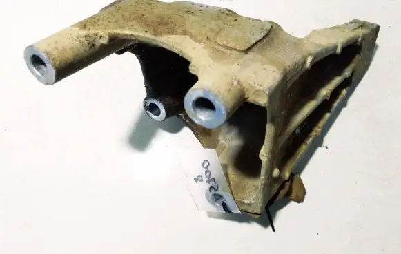 Honda Accord Engine mounting bracket