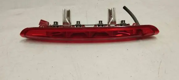 Peugeot 208 Third/center stoplight 9674309080