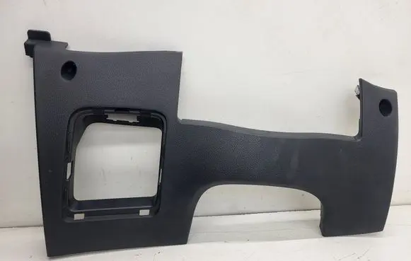 Hyundai Santa Fe Dashboard lower bottom trim panel 847512W800