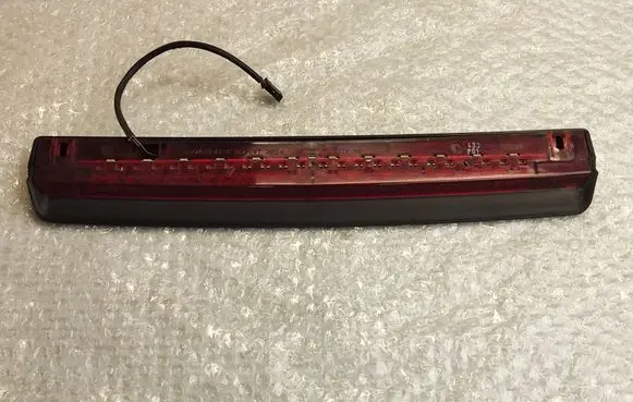 BMW 5 E39 Third/center stoplight 8362297 63258362297