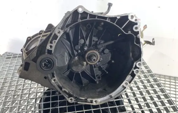 Nissan Qashqai Manual 5 speed gearbox TL4140