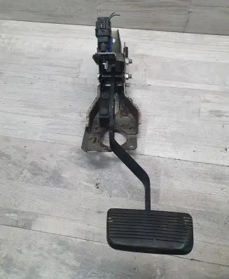 Ford Ranger Brake pedal 4B312L380D CGT6A