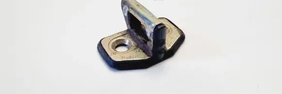 Volvo S70 V70 V70 XC Front door lock loop/hook striker 9152664