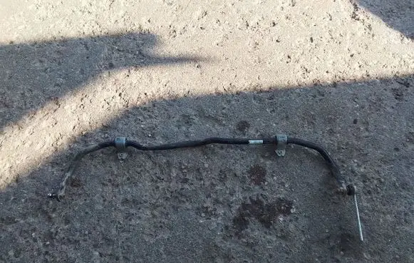 Volkswagen Tiguan Front anti-roll bar/sway bar 5C0411303