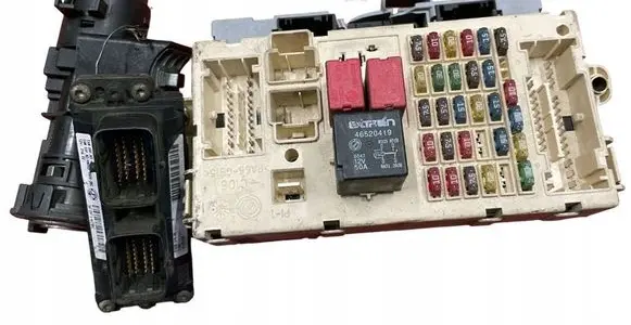 Fiat Punto (188) Engine control unit/module ECU 55181132